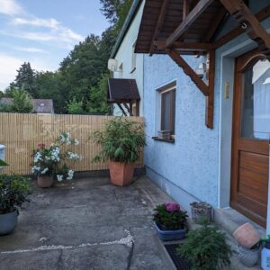 Schnuckeliges Haus mit herrlichem Ausblick in Hanglage