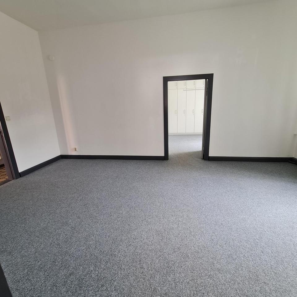 Büro ebenerdig, ruhig, Option auf 2 Pkw - Stellplätze – Bild 16