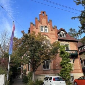 Schreibtischplatz im Grünen & doch zentral im Stuttgarter Norden