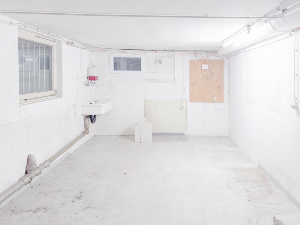 115 m² Ladenlokal (ehem. Apotheke) im EG + 87 m² Lager im Keller – Bild 15