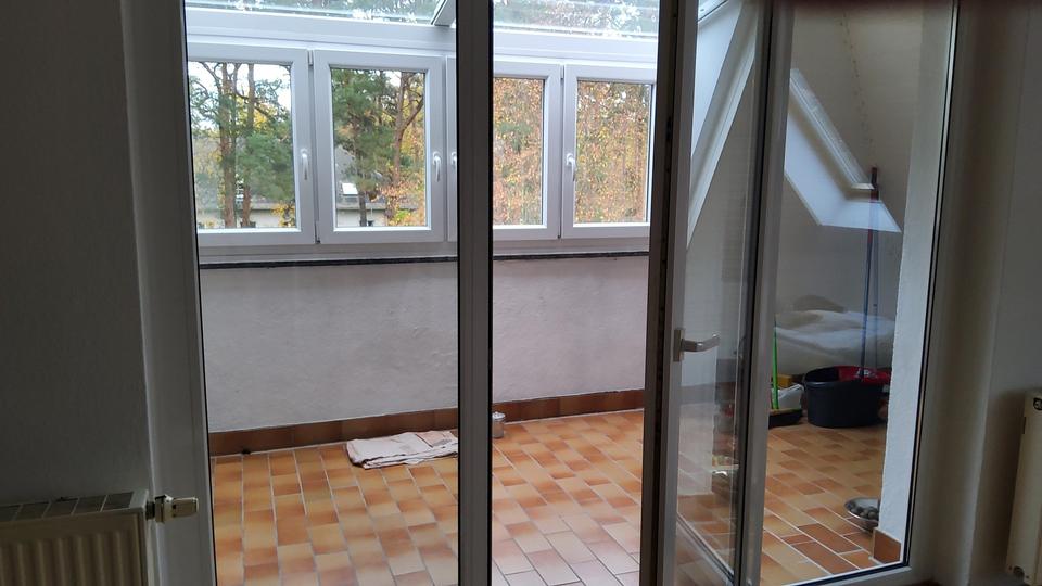 Sehr schöne großzügige 1-Zimmerwohnung mit Wintergarten in grüner und ruhiger Wohnlage zu vermieten – Bild 10