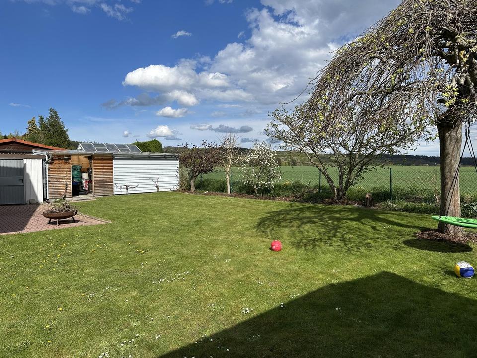 Schönes freistehendes Einfamilienhaus mit Garage und Carport in ruhiger Feldrandlage – Bild 14
