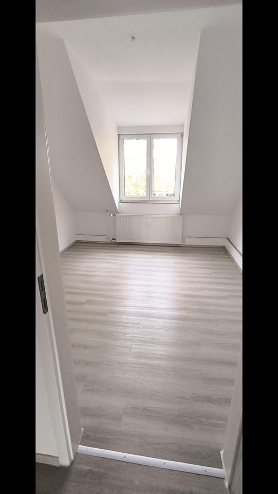 4-Zimmer Maisonettewohnung mit Terasse – Bild 13