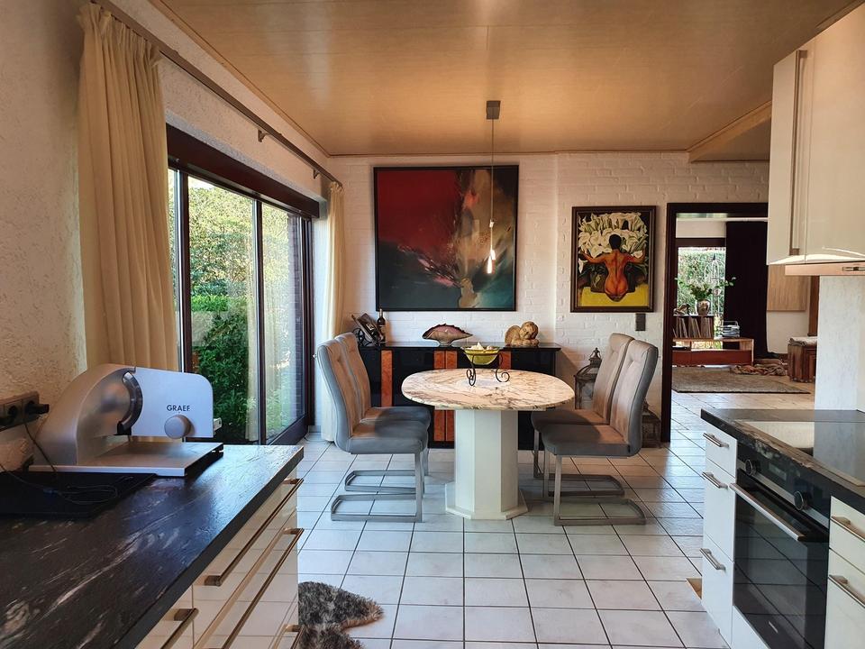 Zweifamilienhaus mit Weitblick - Pferdehaltung möglich – Bild 3