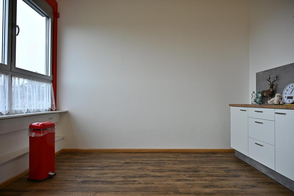 Top Gepflegte Gewerbeimmobile mit großem Gewerbegrundstück – Bild 14