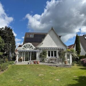 Einfamilienhaus mit Einliegerwohnung, Südterrasse und großzügigem Garten in Bad Schwartau-Kaltenhof