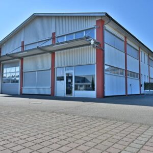 Top Gepflegte Gewerbeimmobile mit großem Gewerbegrundstück
