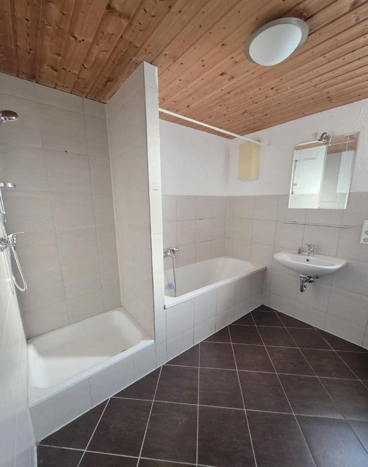 Frisch modernisierte 2-Zimmer-Wohnung – sofort bezugsfrei