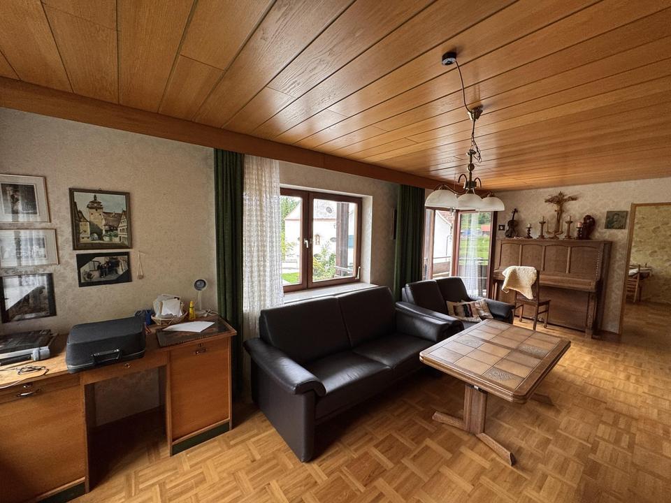 Zweifamilienhaus im idyllischen Lautertal – Bild 4