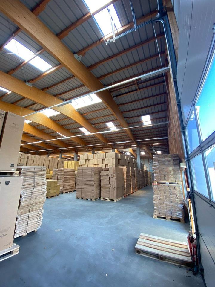 Logistikhalle und Büroflächen zu mieten – Bild 7
