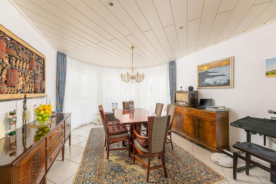 Zentrumsnah & dennoch am Feldrand - exklusive Villa in Eppingen – Bild 7