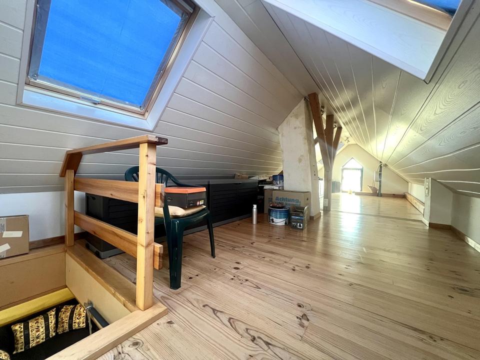 Gepflegtes Einfamilienhaus mit Einliegerwohnung in schöner Waldrandlage – Bild 20