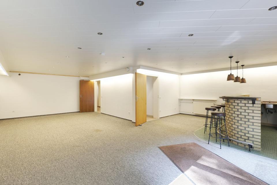 Bungalow mit wunderschönem Garten, Provisionsfrei – Bild 38