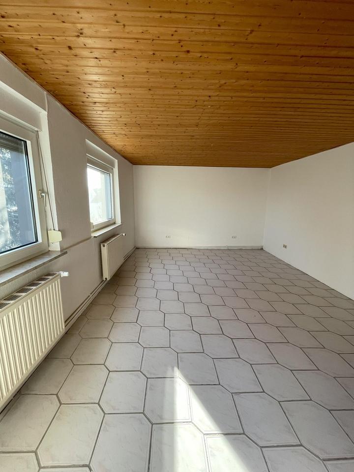 Tolle, große Dachgeschosswohnung – Bild 9