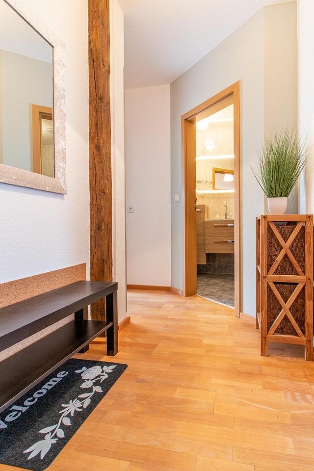 ab sofort, Sonderpreis: sehr schöne, voll möblierte 2-Zi DG-Whg, Luxus- EBK, Balkon – Bild 12