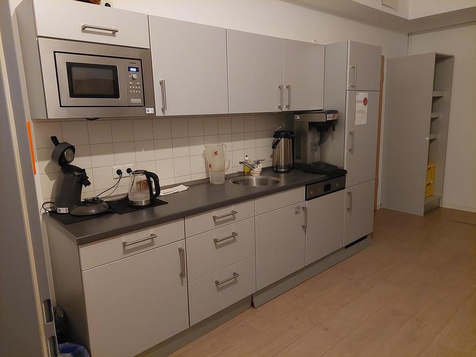 Strategischer Volltreffer in Düsseldorf: 548 m² flexible Gewerbefläche! -Provisionsfrei- – Bild 2