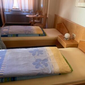 Pension mit 10 Apartments für bis zu 25 Personen geeignet | Teilvermietung möglich