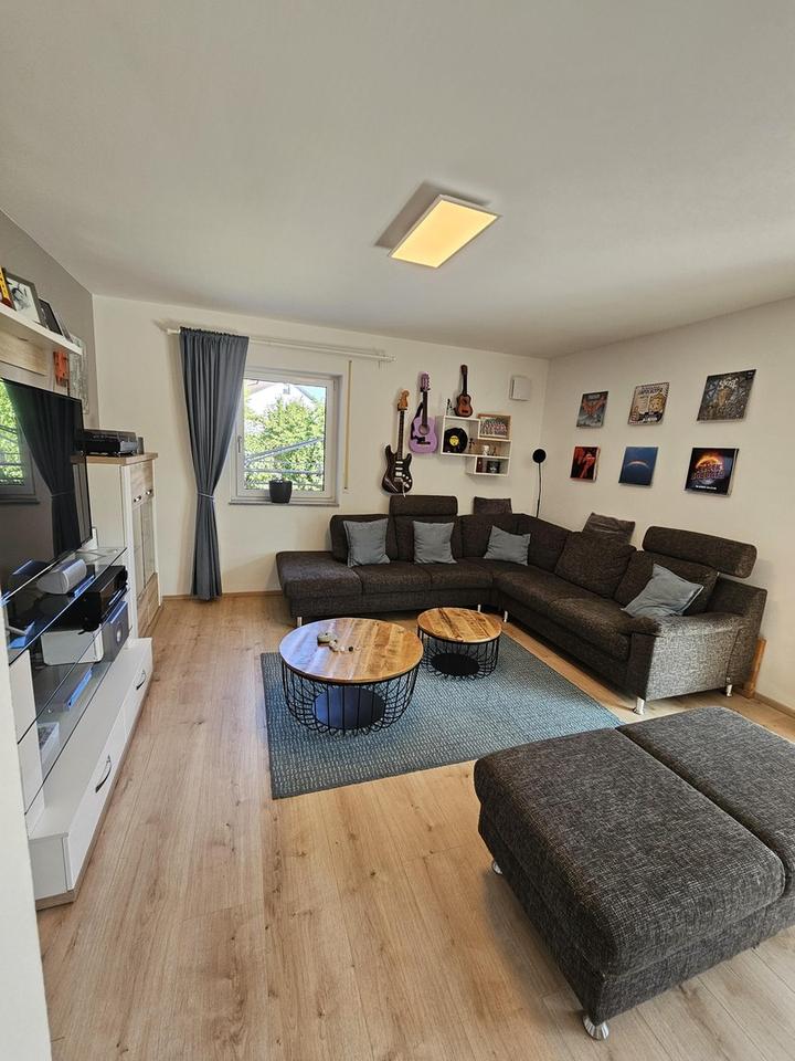 Moderne Luxus Traumwohnung in ruhiger Lage – 210 m² Wfl mit 7 Zimmern, zwei Bädern + 300m2 Garten – Bild 31