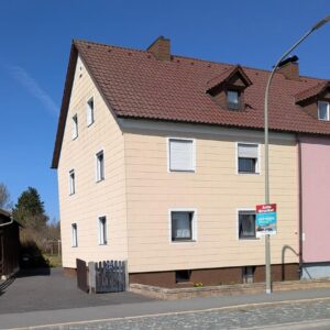 Gepflegte Doppelhaushälfte zu verkaufen in Waldsassen
