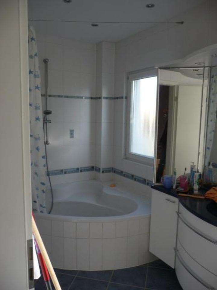 Zweifamilienrheieneckhaus mit 2 Eingängen in Köln Heimersdorf – Bild 10