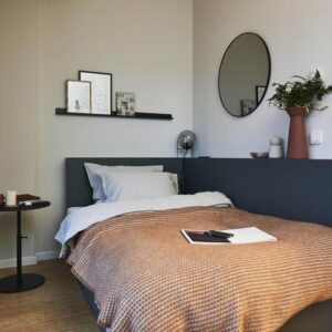 Ich biete eine schöne, vollmöblierte 1-Zimmer-Wohnung in Berlin Oberschönweide zur Miete an.