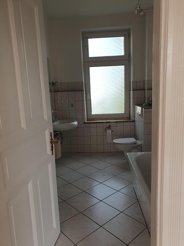 Schöne, helle Altbauwohnung am Meer mit 2 Balkonen – Bild 17