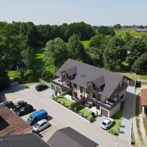 Wohnen über den Dingen – 4-Zimmer-DG-Traum mit viel Licht am Tännelbach