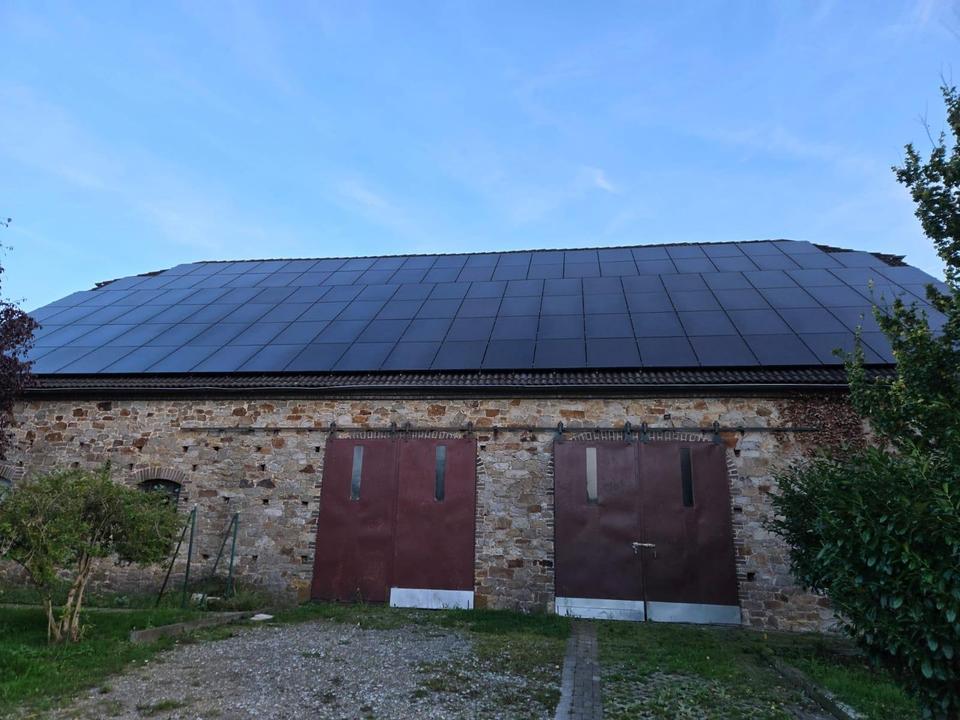 Zweifamilienhaus mit Scheune und großen Eigentumsgrundstück – Bild 6