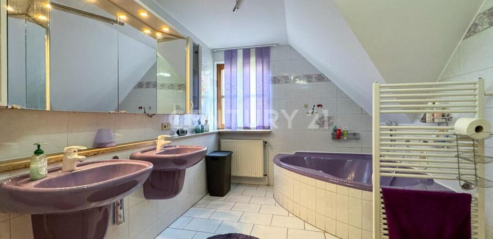 Attraktive Maisonette-Traumwohnung mit Garten in ruhiger Lage zu vermieten – Bild 15