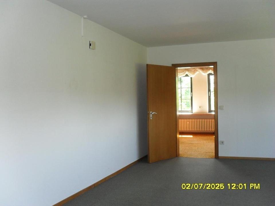 Großes Wohnhaus mit Potential der Umgestaltung - bis zu 3 Whg. - möglich. – Bild 21