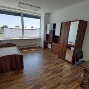 Zimmer zu vermieten 543 Euro barrierefrei