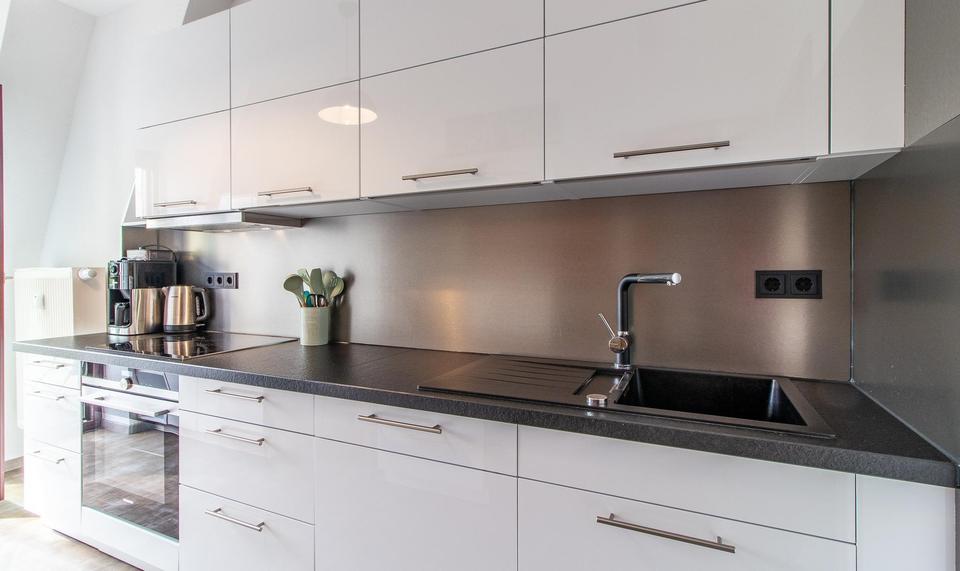 ab sofort, Sonderpreis: sehr schöne, voll möblierte 2-Zi DG-Whg, Luxus- EBK, Balkon – Bild 5