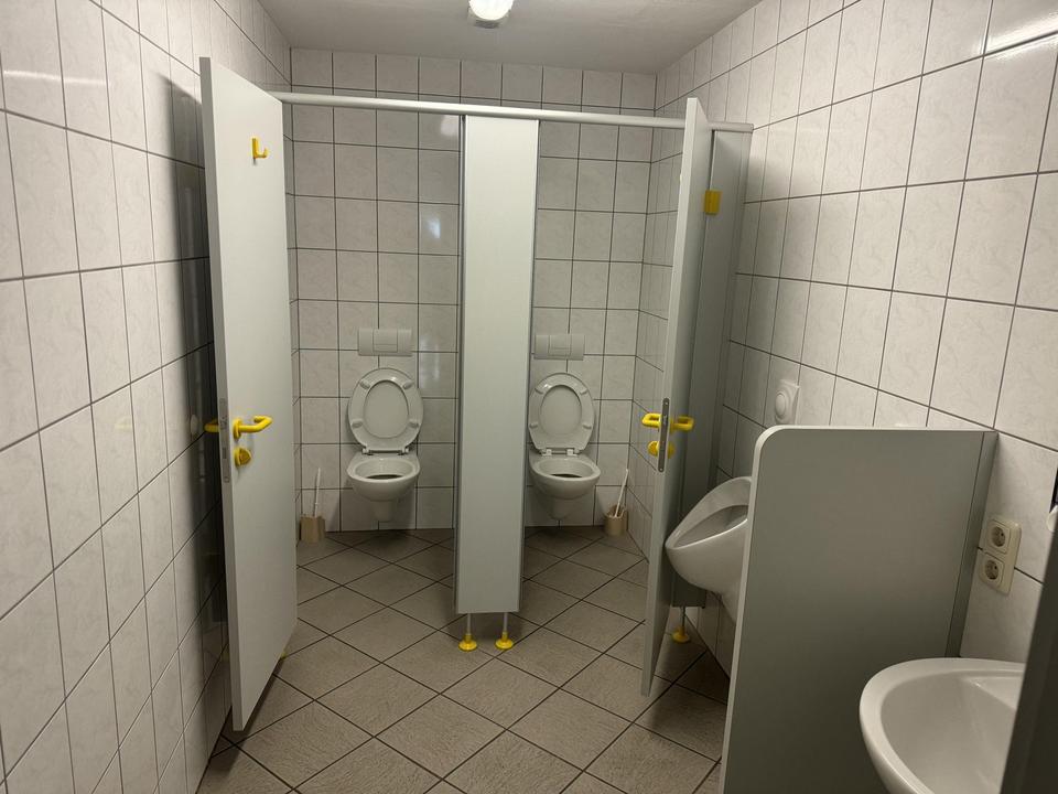 Lagerhalle / Produktion 3200qm mit Büro, Dusche, WC zu verkaufen – Bild 14