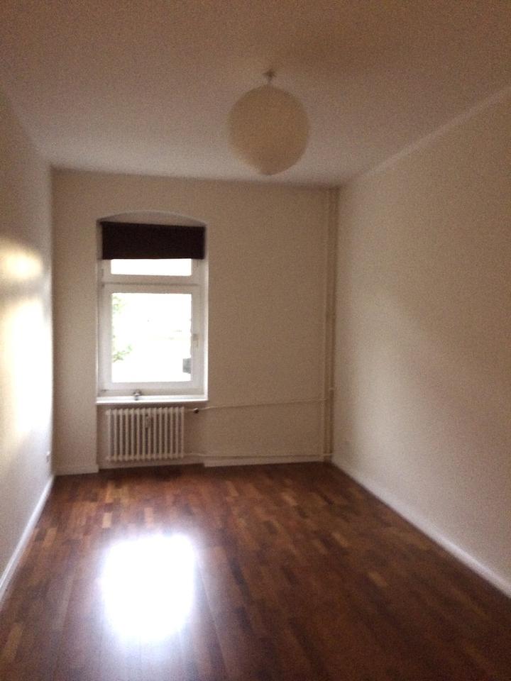 149 qm helle Wohnung mit 2 Eingängen l gut für WG oder zur Untervermietung ! – Bild 4