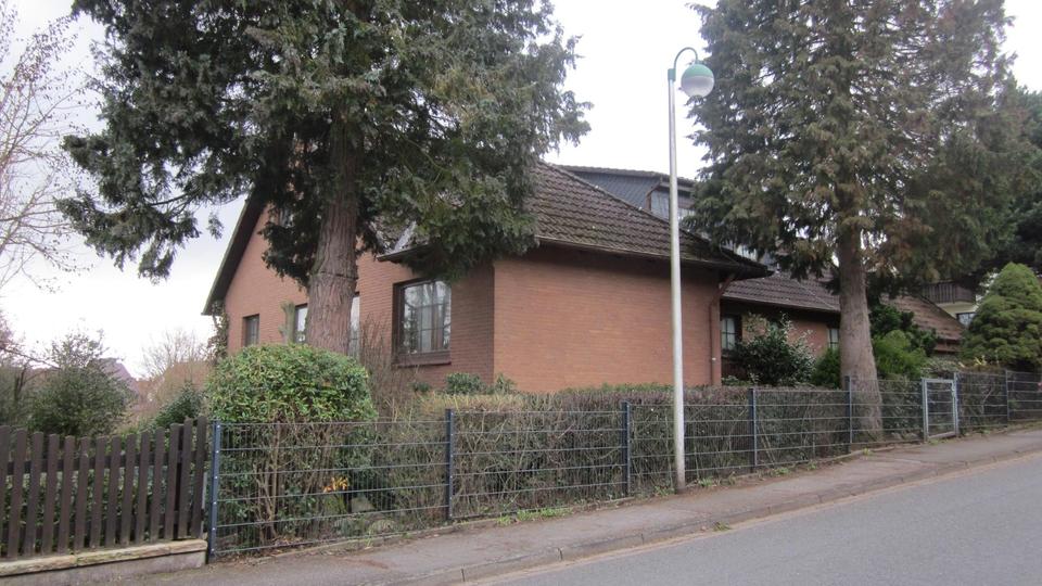 Großes Wohnhaus mit Potential der Umgestaltung - bis zu 3 Whg. - möglich. – Bild 3