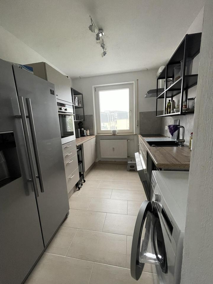 Schöne 3 Zimmerwohnung mit Balkon, EBK und TG am Stadtpark – Bild 6