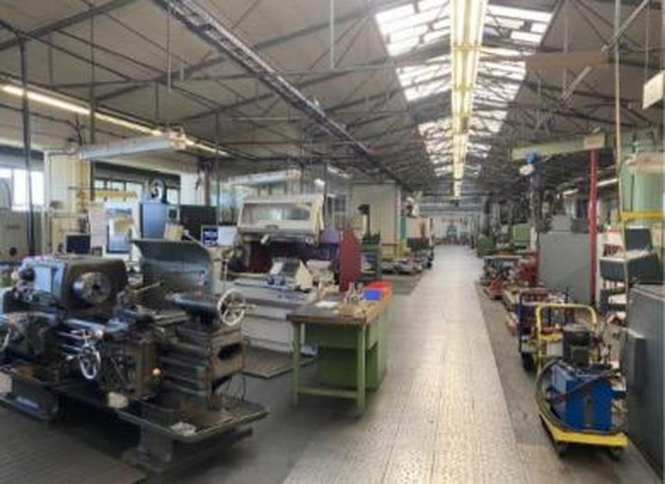 638 qm bezugsfertige Büro-/Seminar-/Konferenzfläche optional + 750 m² Gewerbehalle – Bild 23