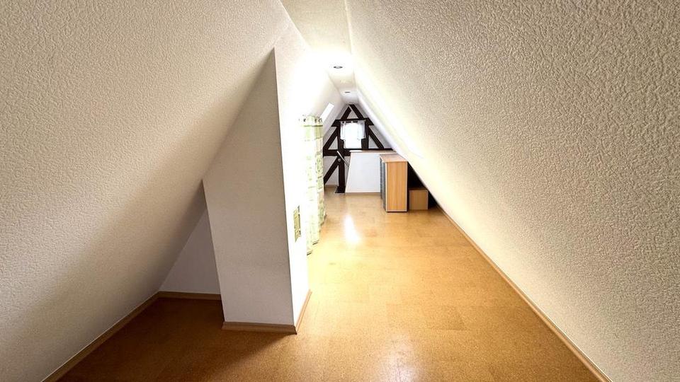 Charmantes Fachwerkhaus mit ausgebautem Dachboden – Bild 11