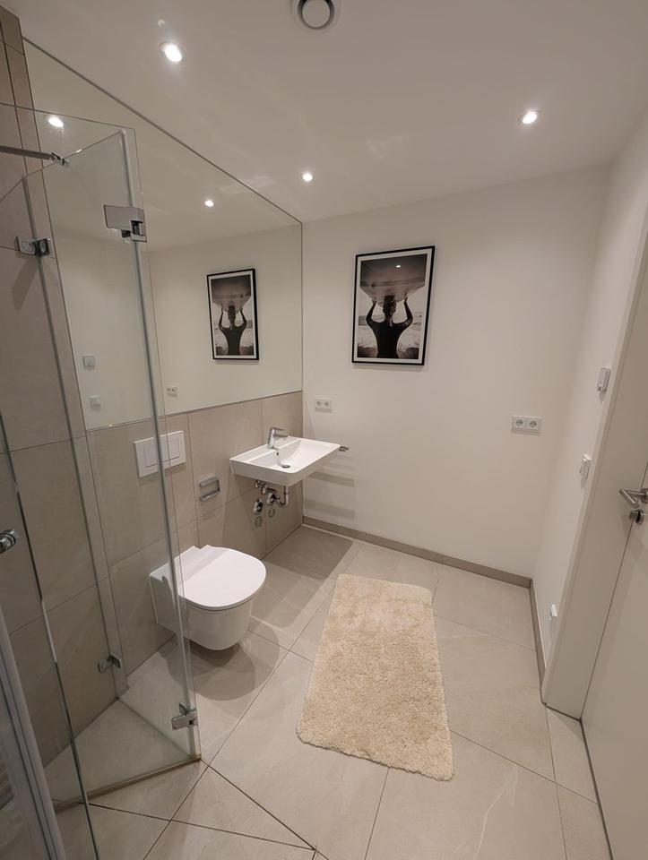 Provisionsfrei: Exklusive 4- Zimmer Gartenwohnung mit Süd- West -Ausrichtung – Bild 7