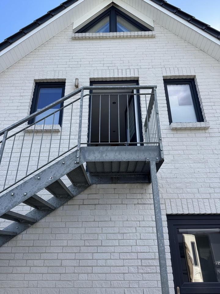 Charmantes Einfamilienhaus mit Einliegerwohnung, Fußbodenheizung und großem Garten – Bild 31