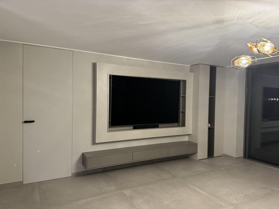 Wunderschönes modernes EFH mit höchster Privatsphäre am Ahlenberg – Bild 4