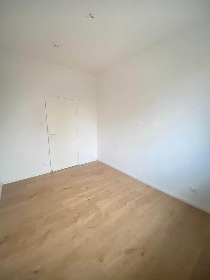 Bezugsfreie helle 3-Zimmer Wohnung in Top Lage mit Balkon im 4. OG in Berlin-Kreuzberg - ohne Makler – Bild 9