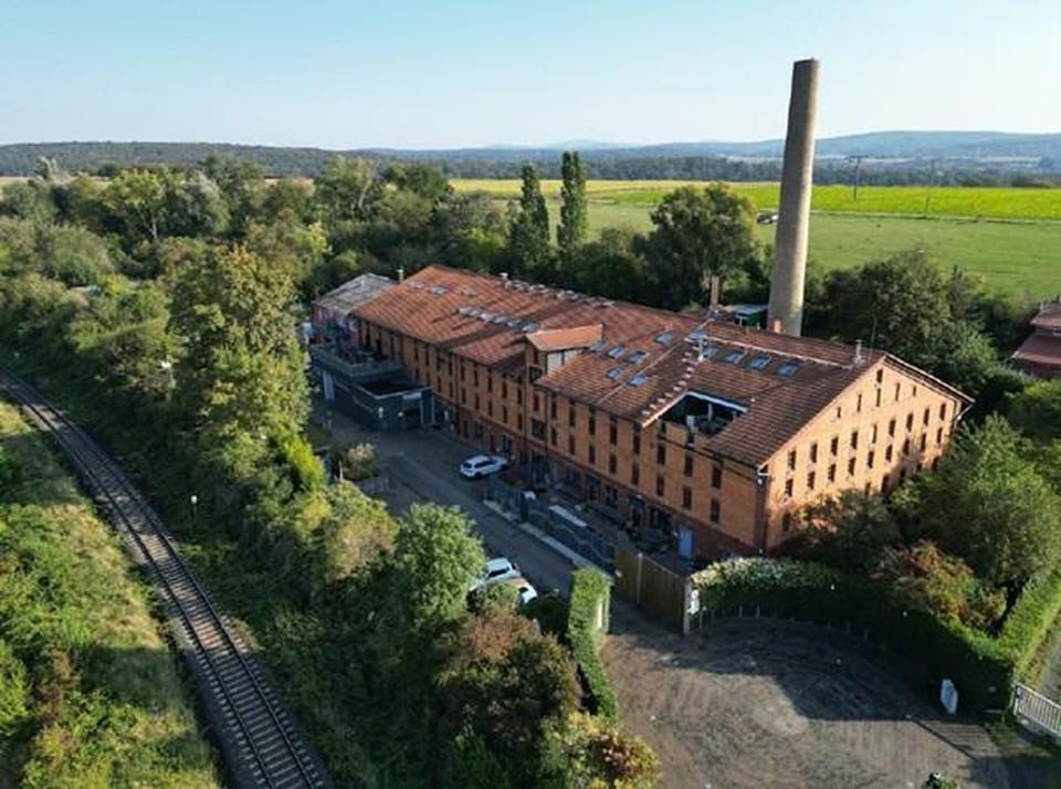 REPRÄSENTATIVES MAISSONETTE BÜRO in TOP DESIGNER HAUS 330 qm auf 2 Etagen