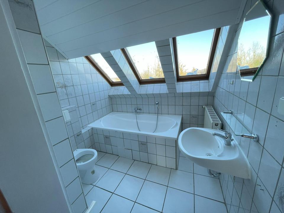 Tolle, große Dachgeschosswohnung – Bild 13