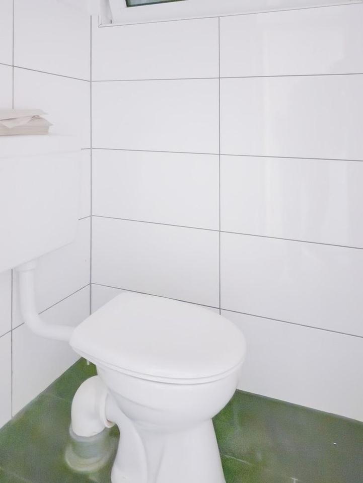 115 m² Ladenlokal (ehem. Apotheke) im EG + 87 m² Lager im Keller – Bild 17