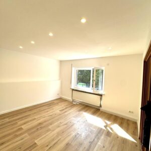 Moderne, große Wohnung mit zwei Bädern- !!! auf Wunsch: Teilbar in zwei Wohnungen!!!