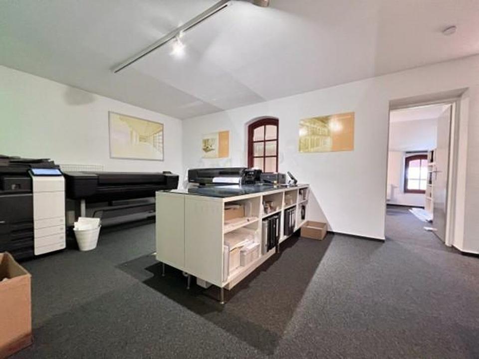 REPRÄSENTATIVES MAISSONETTE BÜRO in TOP DESIGNER HAUS 330 qm auf 2 Etagen – Bild 7