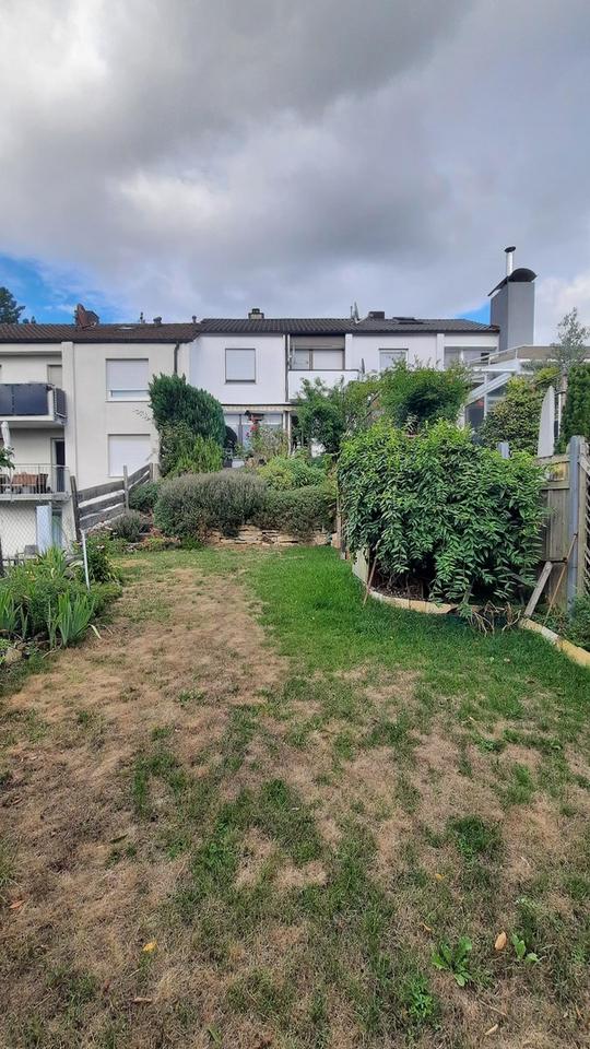 Charmantes Reihenhaus mit schönem Ausblick und Garten – Bild 22