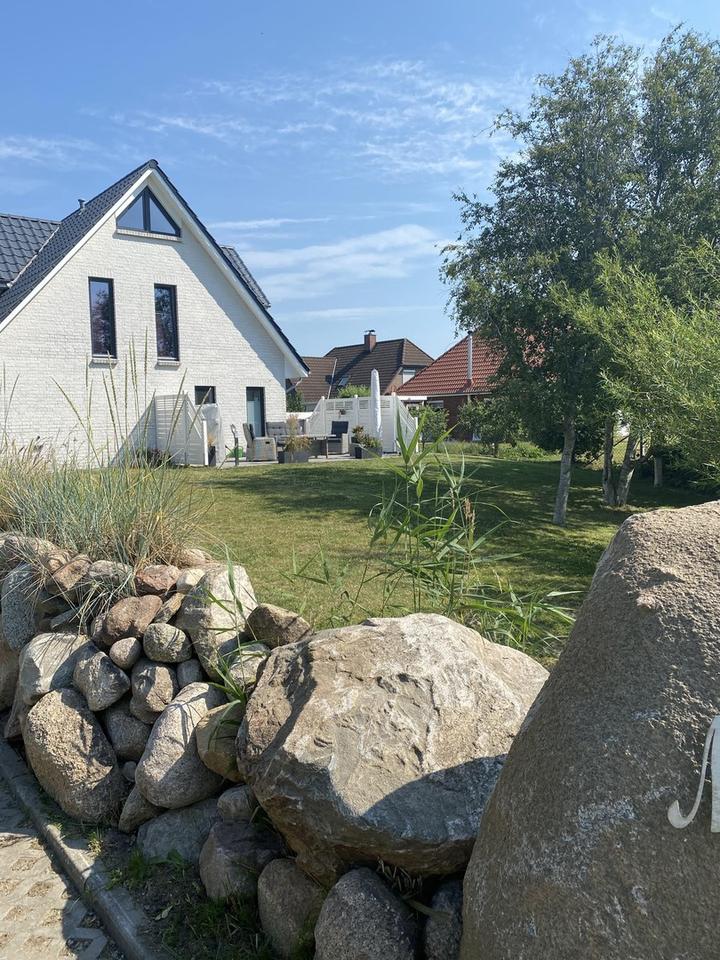Charmantes Einfamilienhaus mit Einliegerwohnung, Fußbodenheizung und großem Garten – Bild 3