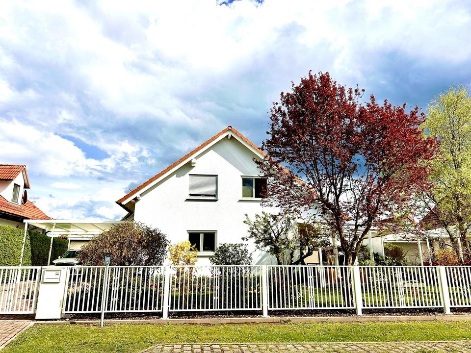 Schönes freistehendes Einfamilienhaus mit Garage und Carport in ruhiger Feldrandlage – Bild 15